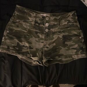 Cameo shorts